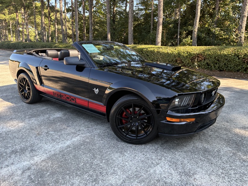 2009 Ford Mustang - $10,995