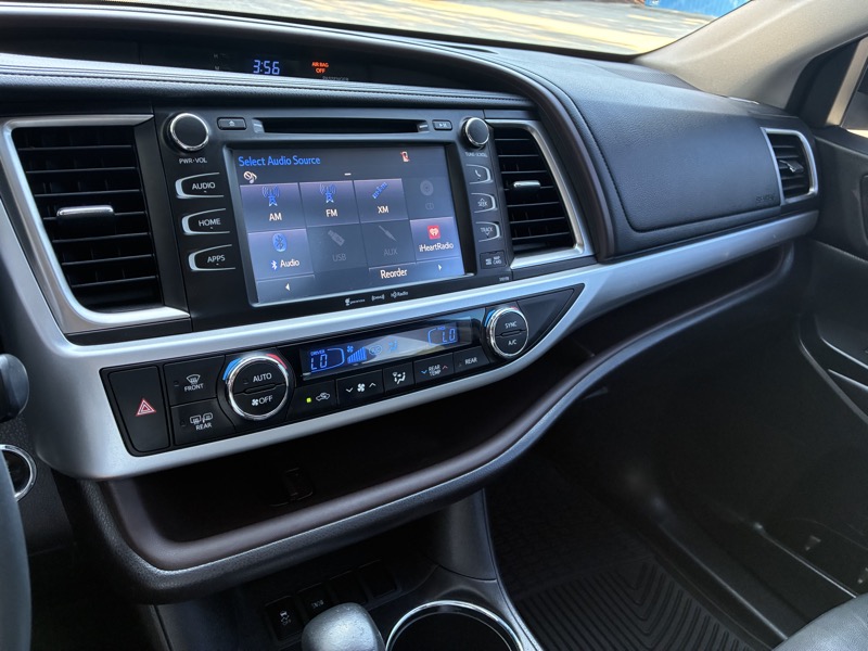 2016 Toyota Highlander - $16,995