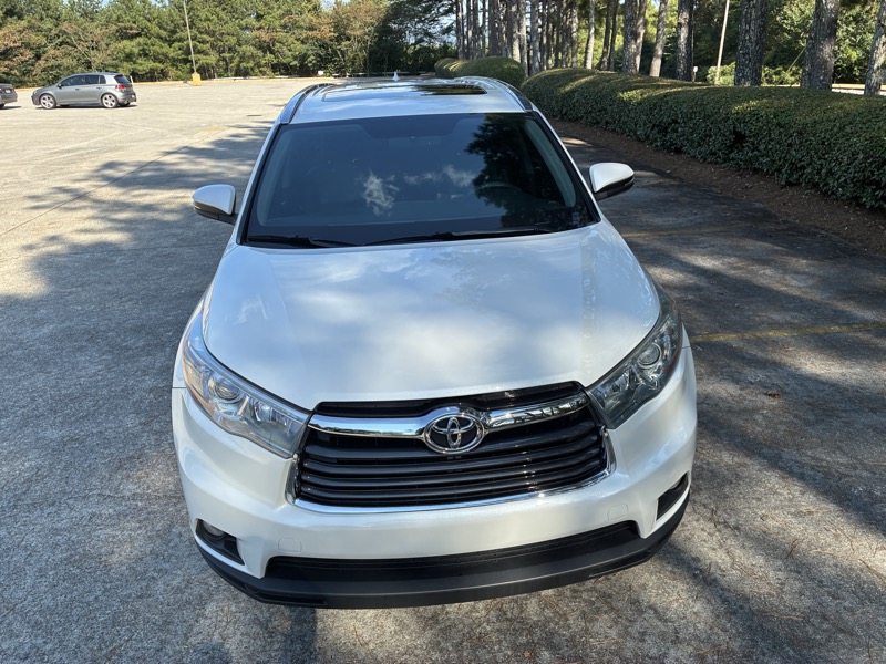 2016 Toyota Highlander - $16,995
