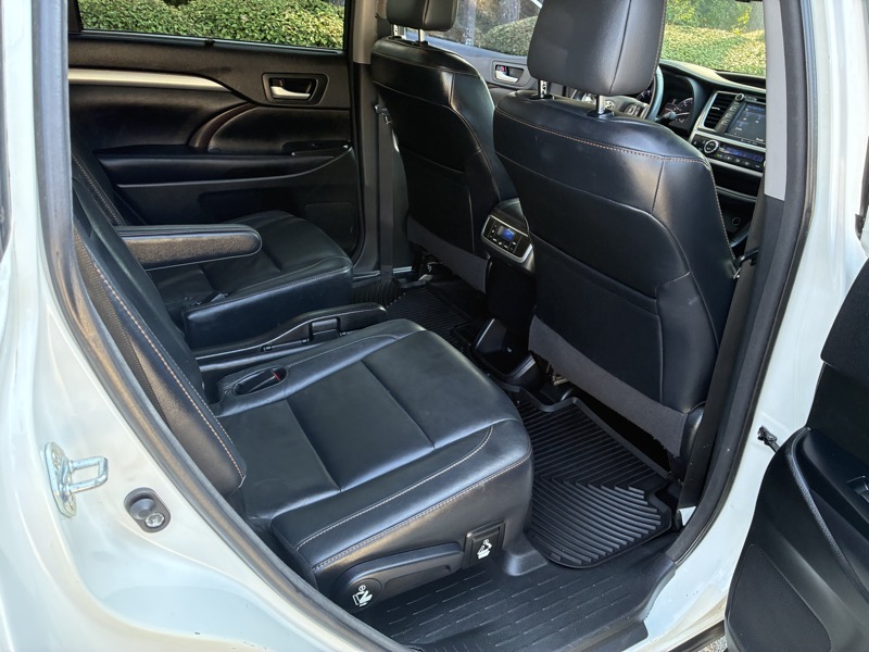 2016 Toyota Highlander - $16,995