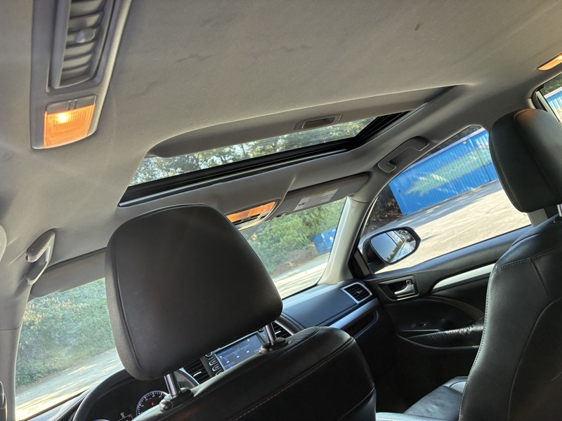 2016 Toyota Highlander - $16,995