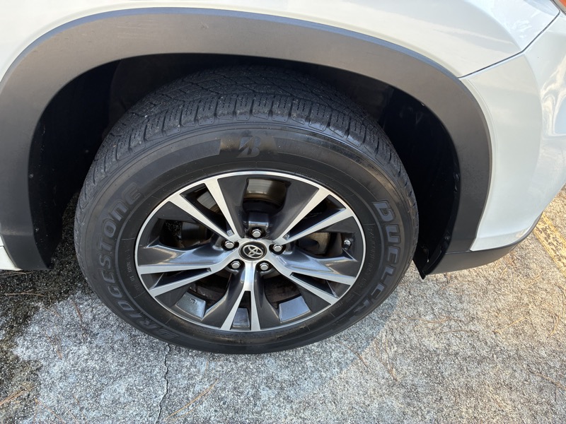 2016 Toyota Highlander - $16,995