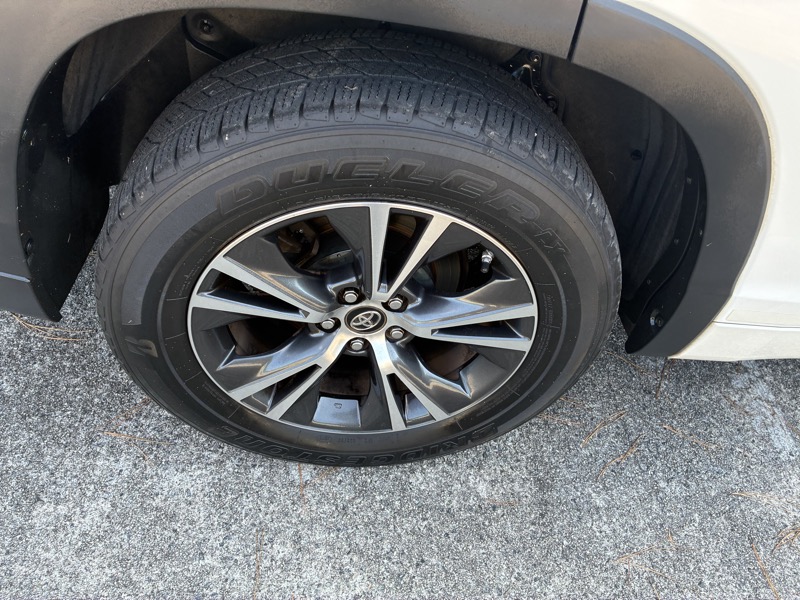 2016 Toyota Highlander - $16,995