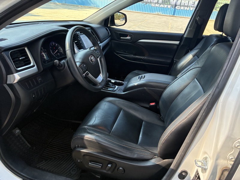 2016 Toyota Highlander - $16,995