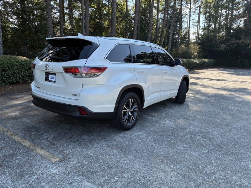 2016 Toyota Highlander - $16,995