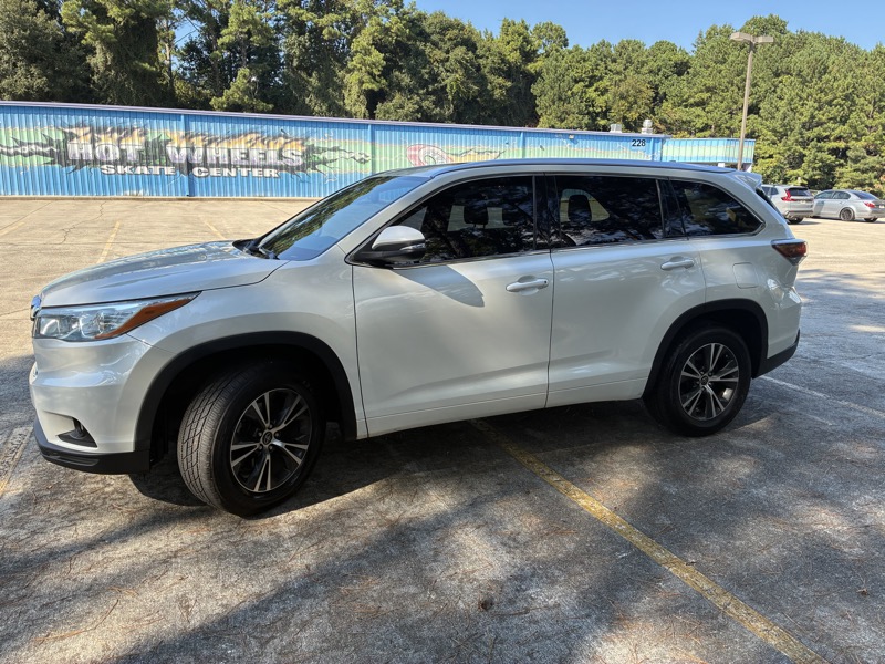 2016 Toyota Highlander - $16,995