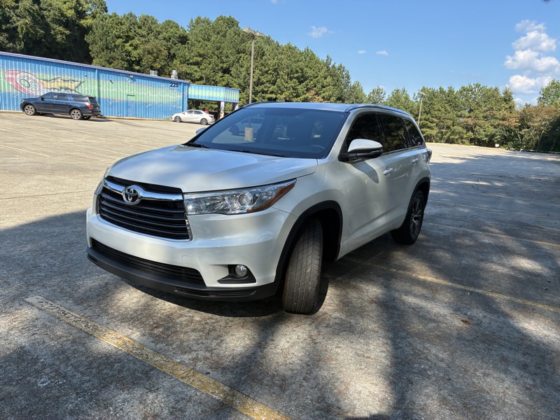 2016 Toyota Highlander - $16,995
