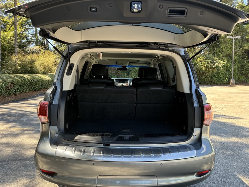 2017 INFINITI QX80 - $14,995