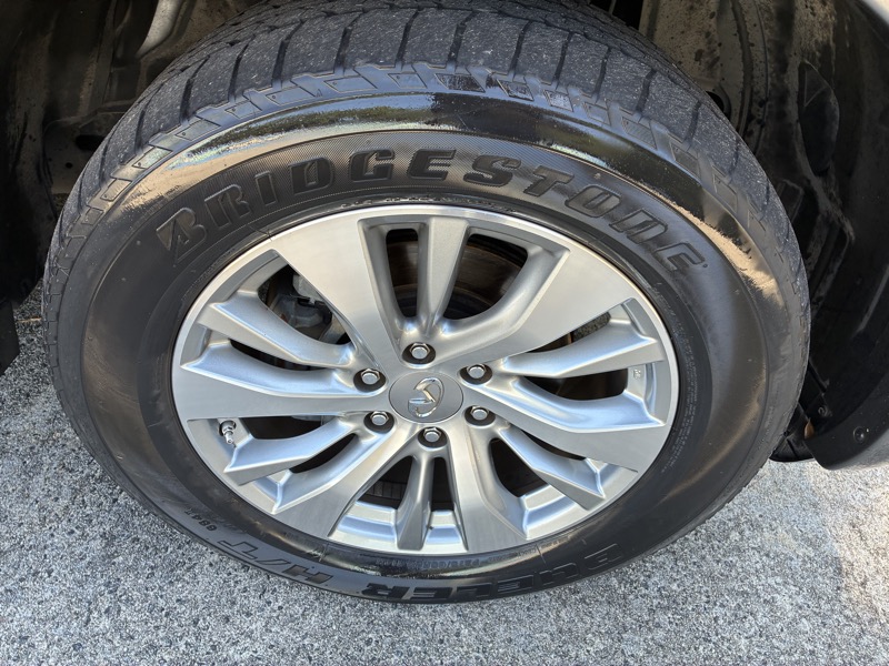 2017 INFINITI QX80 - $14,995