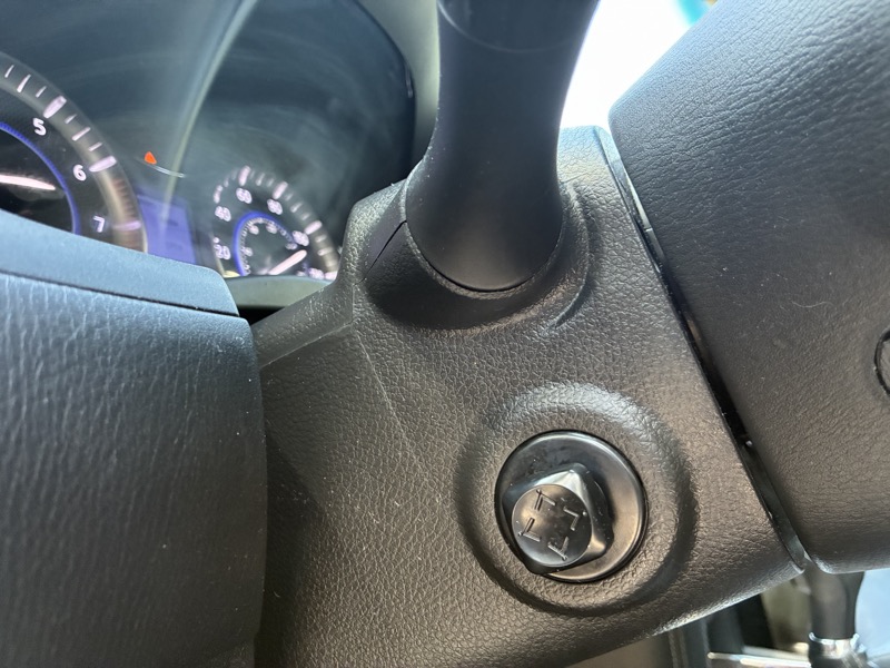 2017 INFINITI QX80 - $14,995