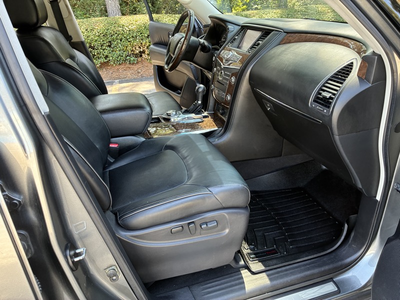 2017 INFINITI QX80 - $14,995