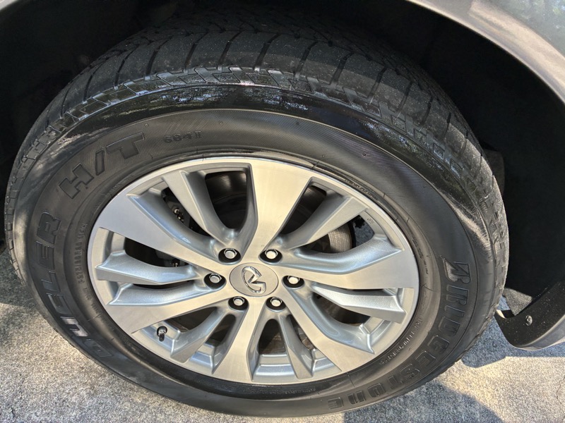 2017 INFINITI QX80 - $14,995