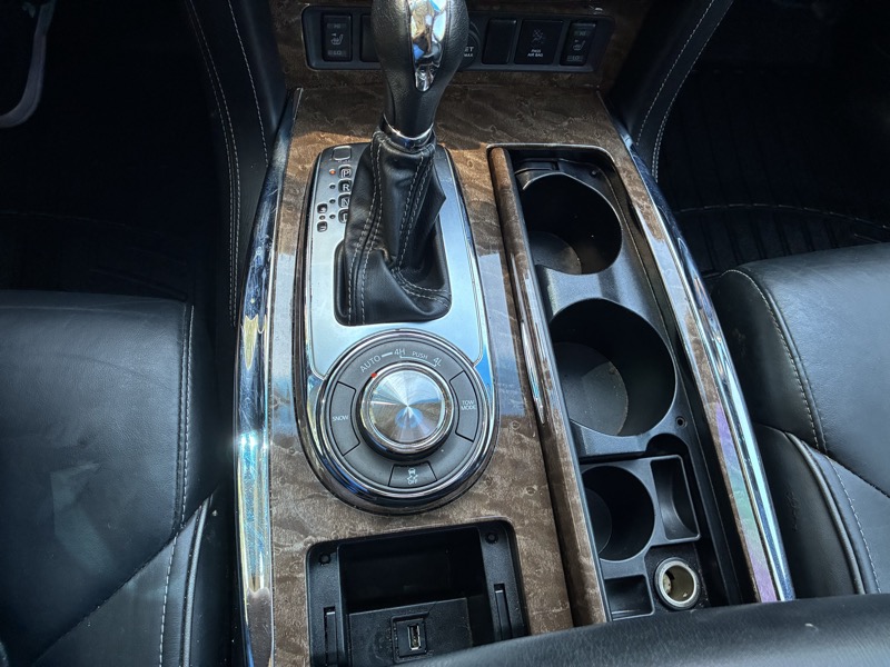 2017 INFINITI QX80 - $14,995