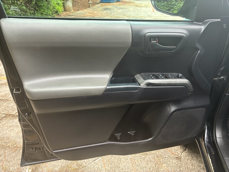 2019 Toyota Tacoma - $29,500