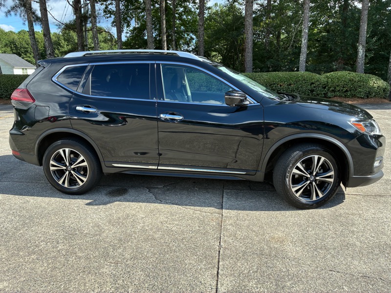 2018 Nissan Rogue - $11,995