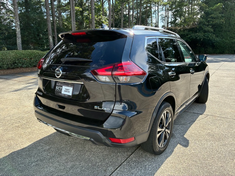 2018 Nissan Rogue - $11,995