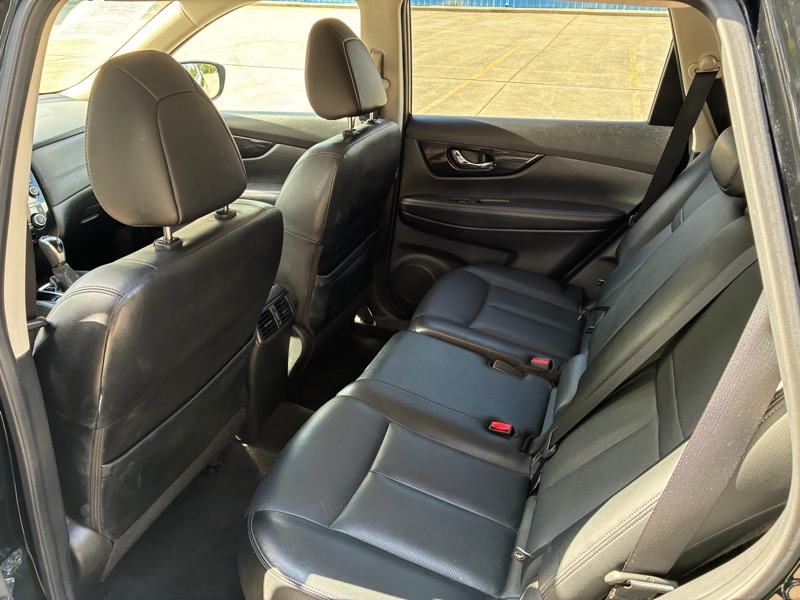 2018 Nissan Rogue - $11,995