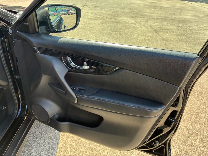 2018 Nissan Rogue - $11,995