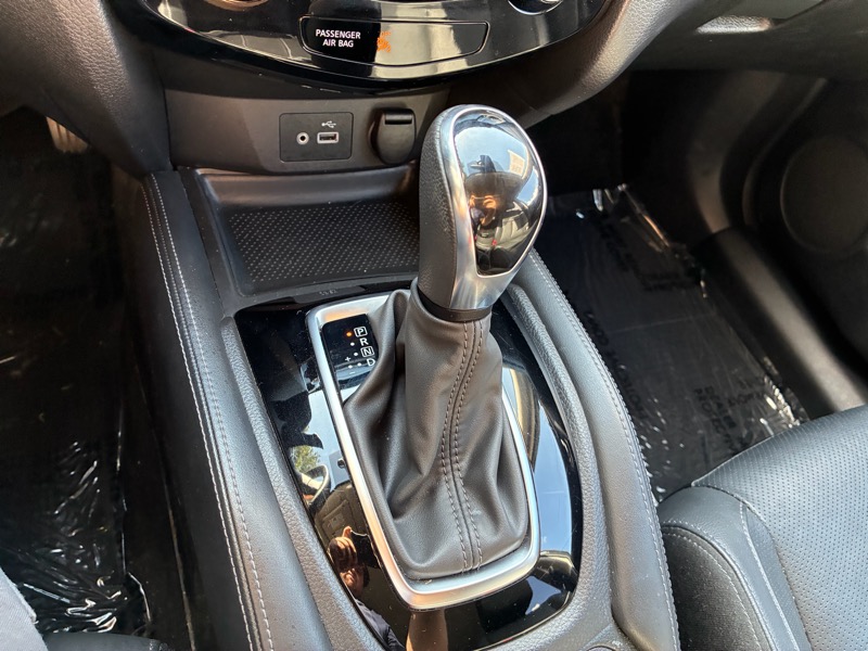 2018 Nissan Rogue - $11,995