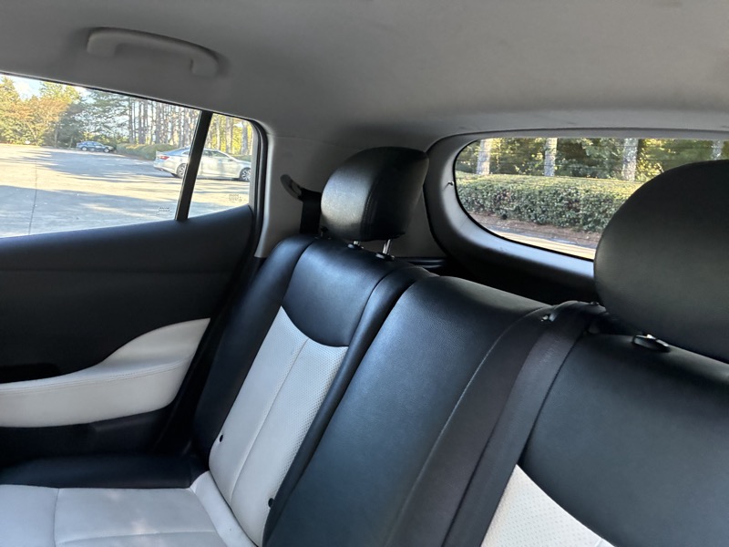 2014 Nissan LEAF - $3,995