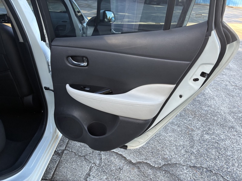 2014 Nissan LEAF - $3,995