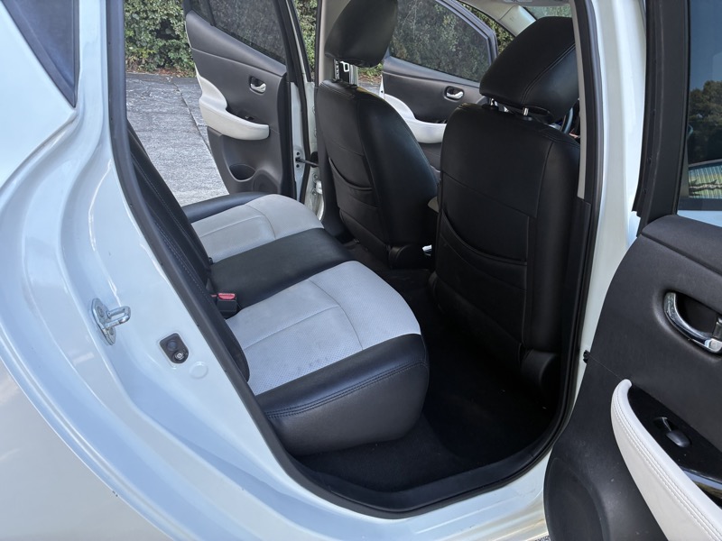 2014 Nissan LEAF - $3,995