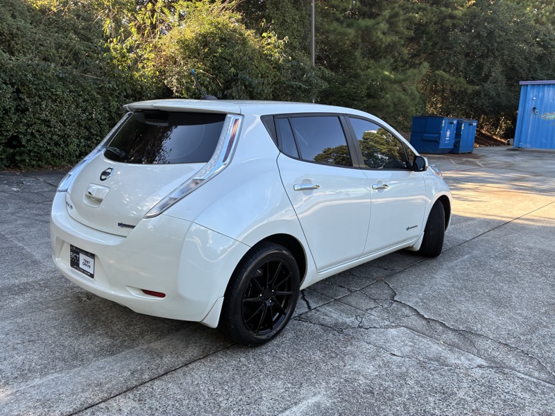 2014 Nissan LEAF - $3,995