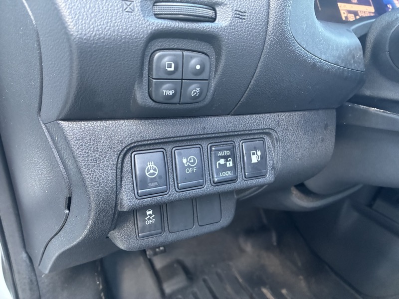 2014 Nissan LEAF - $3,995