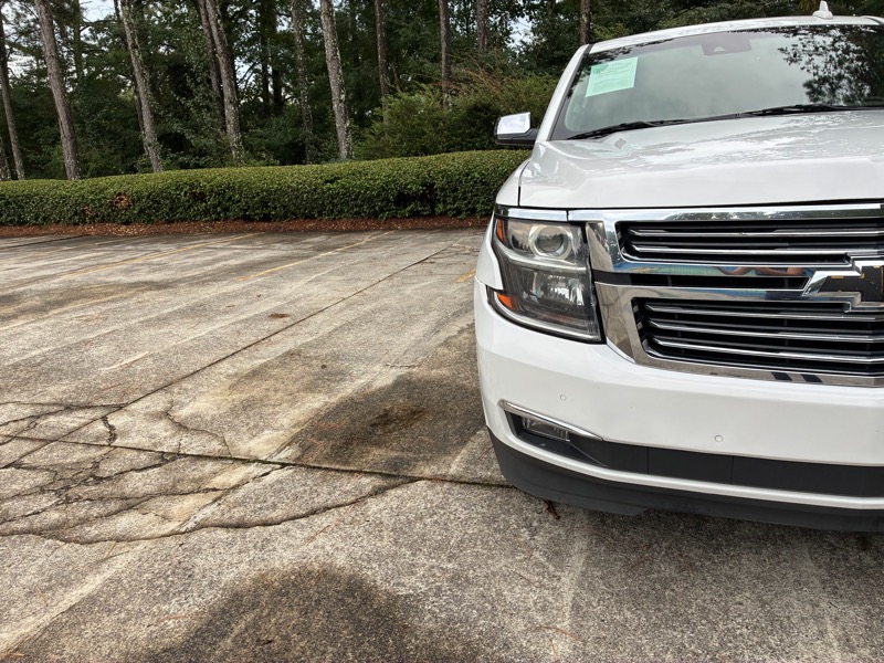 2017 Chevrolet Suburban - $17,995