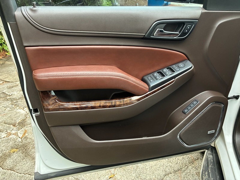 2017 Chevrolet Suburban - $17,995