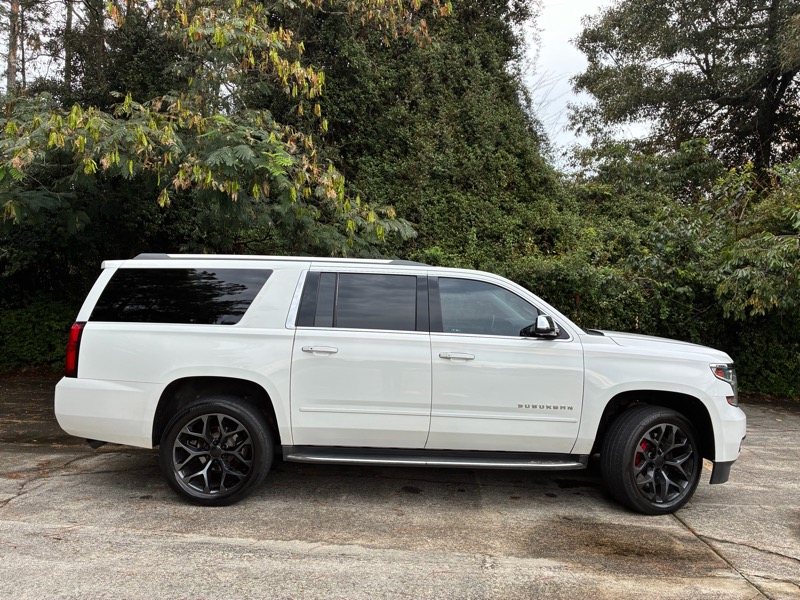2017 Chevrolet Suburban - $17,995