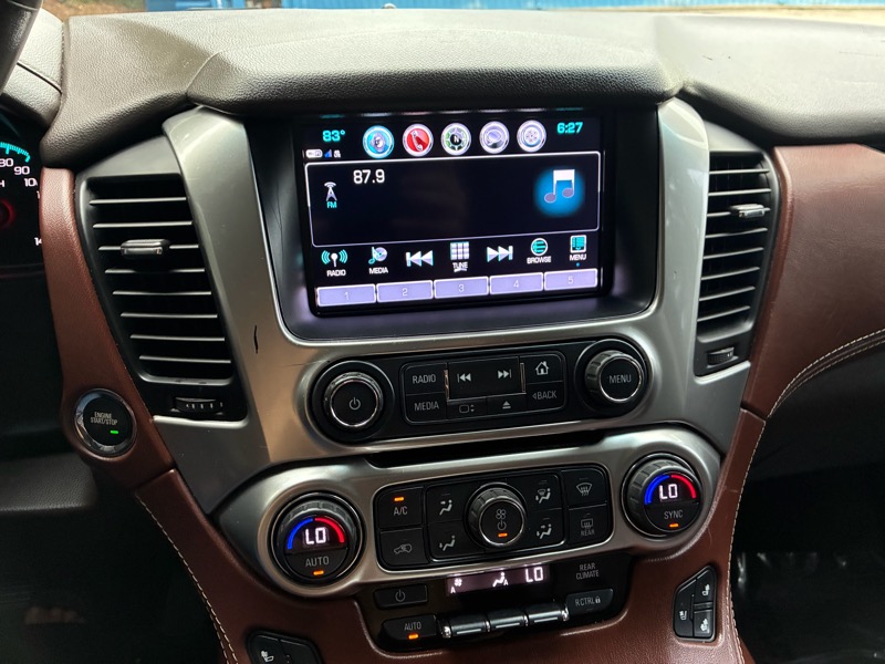 2017 Chevrolet Suburban - $17,995