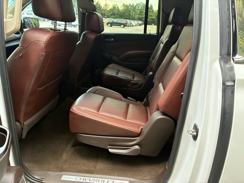 2017 Chevrolet Suburban - $17,995