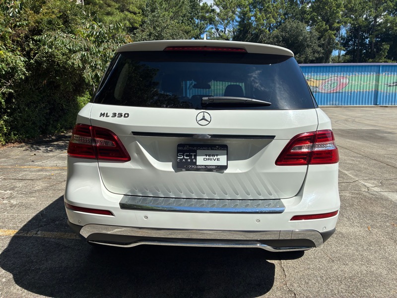 2015 Mercedes-Benz Ml-class - $10,500