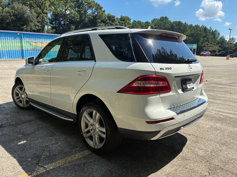 2015 Mercedes-Benz Ml-class - $10,500