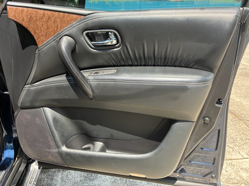 2017 INFINITI QX80 - $12,995