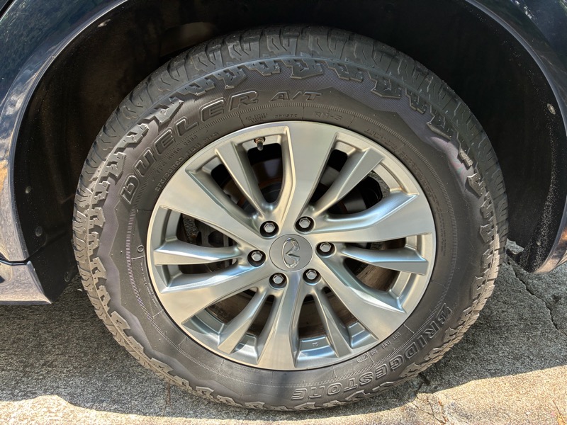 2017 INFINITI QX80 - $12,995