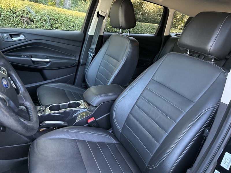 2015 Ford Escape - $6,995