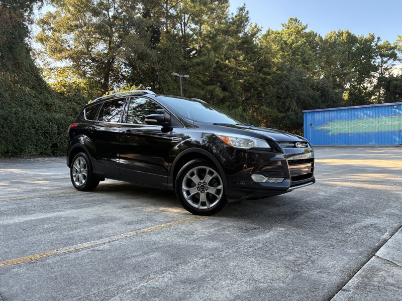 2015 Ford Escape - $6,995