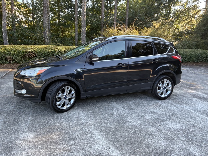 2015 Ford Escape - $6,995