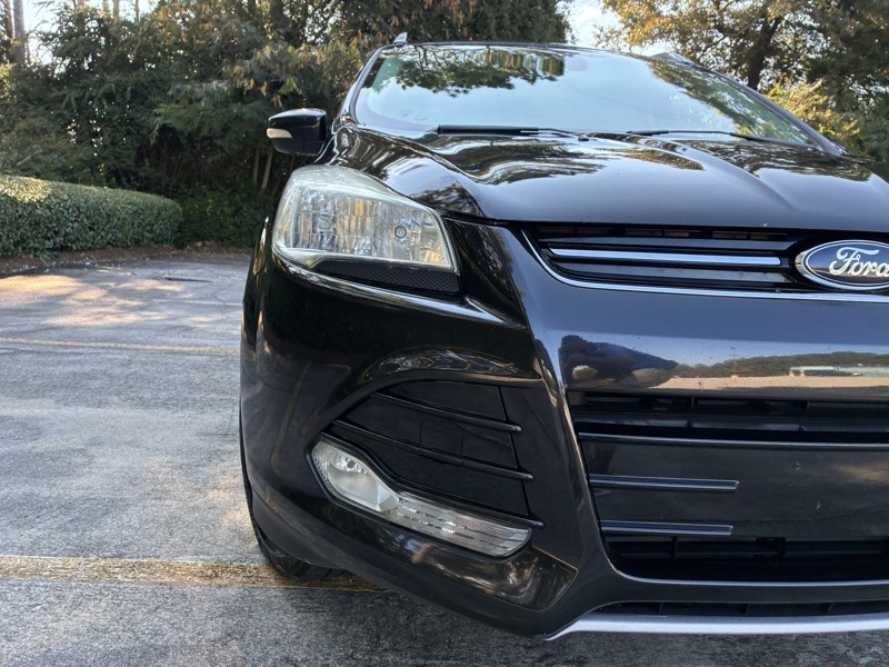 2015 Ford Escape - $6,995