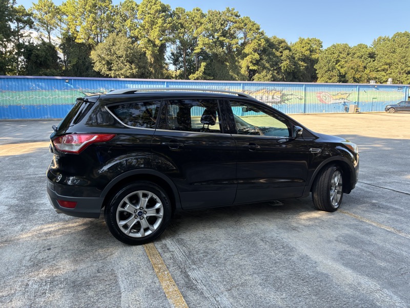 2015 Ford Escape - $6,995