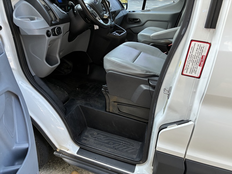2017 Ford Transit - $18,995