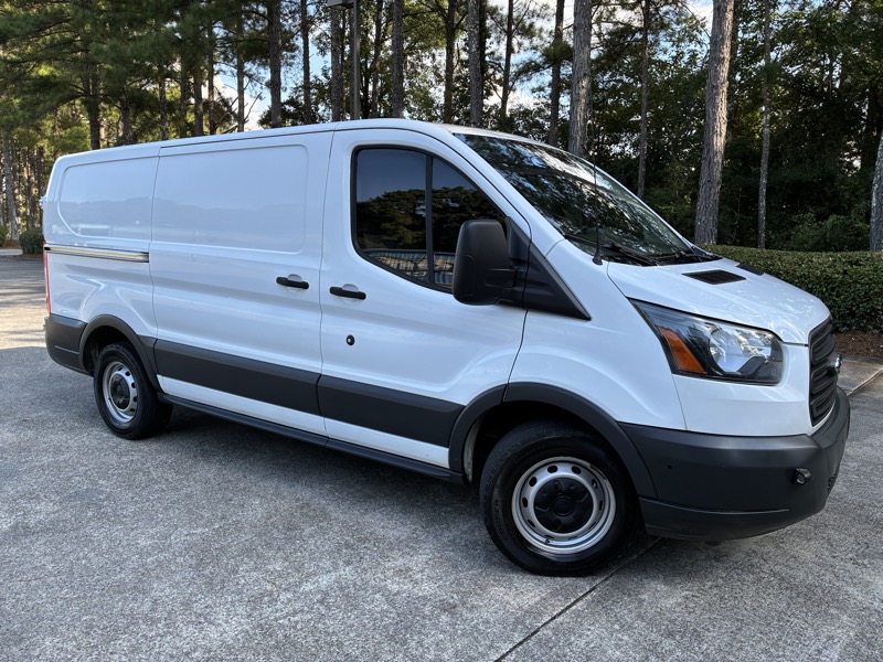 2017 Ford Transit - $18,995