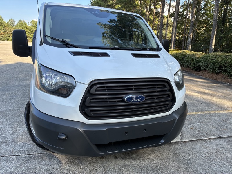 2017 Ford Transit - $18,995