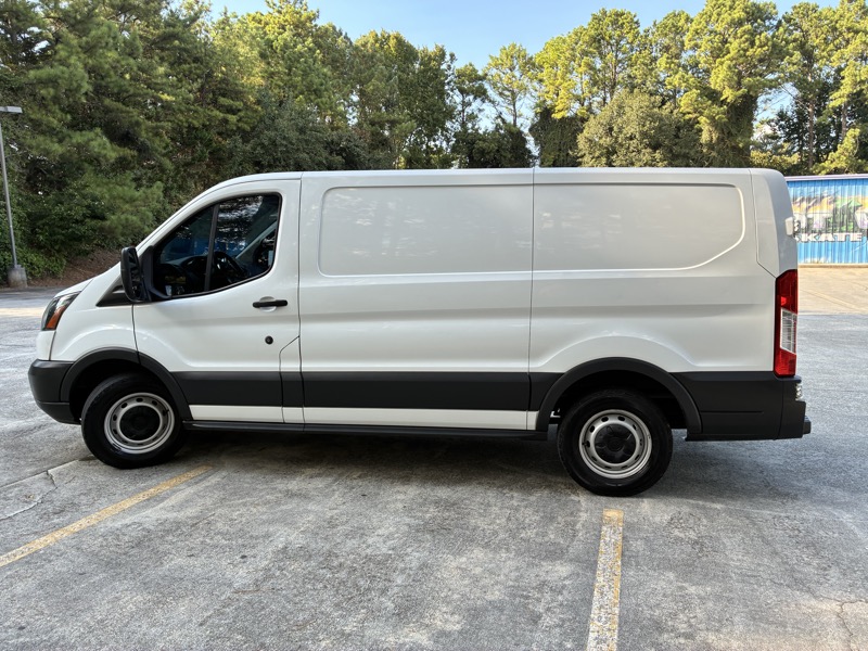2017 Ford Transit - $18,995