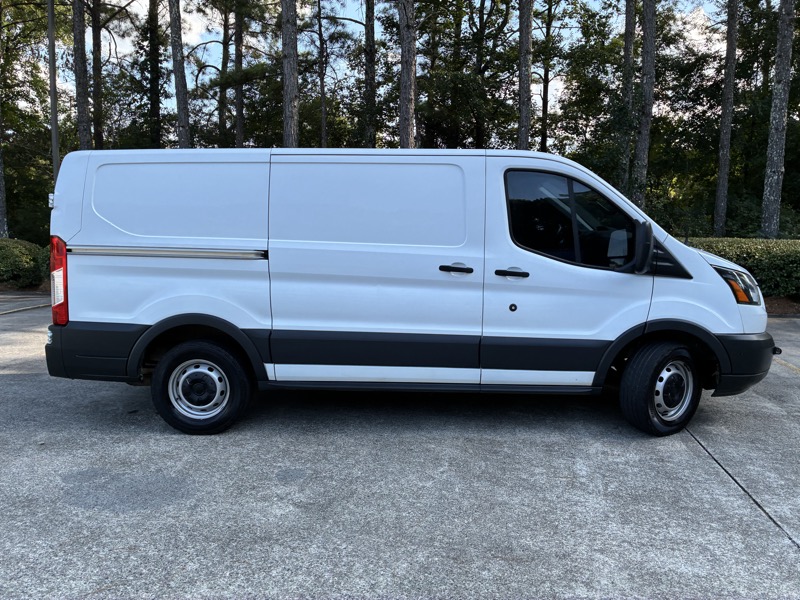 2017 Ford Transit - $18,995