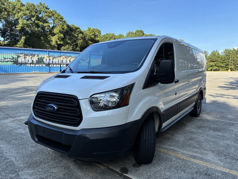 2017 Ford Transit - $18,995