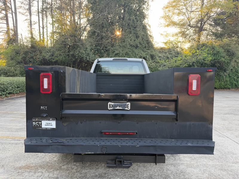 2018 Ford F-450 - $23,000