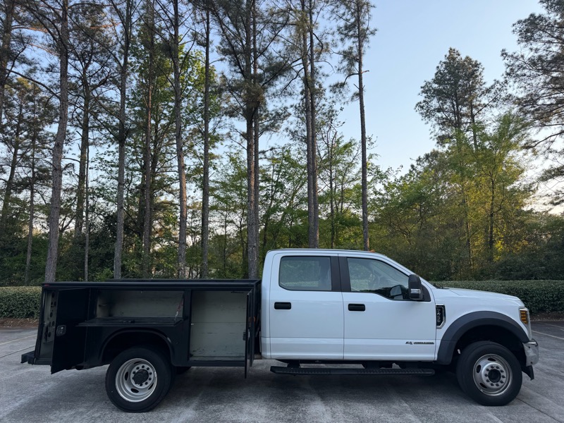 2018 Ford F-450 - $23,000